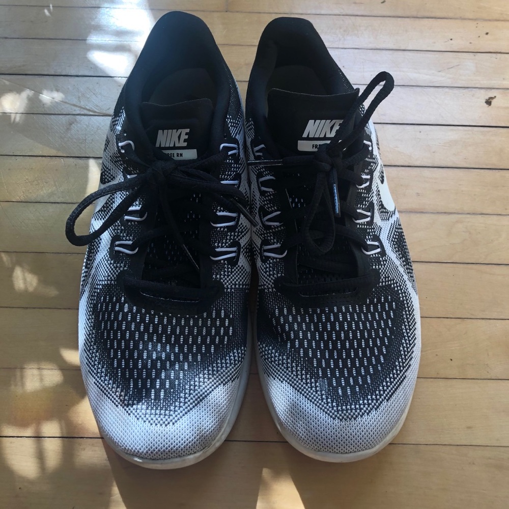 Nike Free black & white